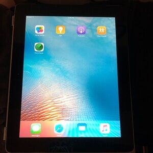 Apple iPad Black Front Tablet with Active Display